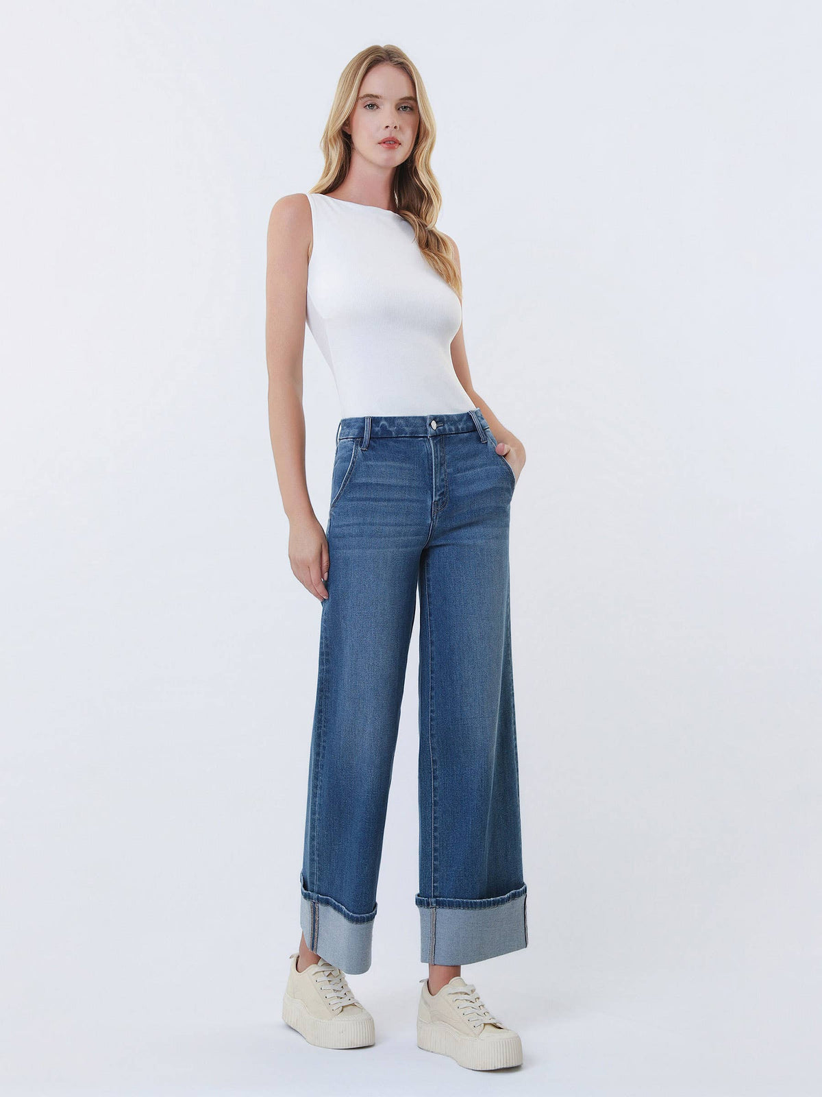 HIGH RISE SERENE BLOOM JEAN