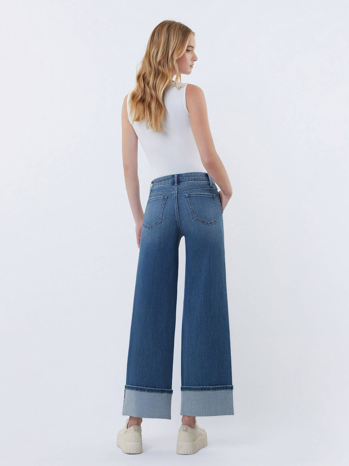 HIGH RISE SERENE BLOOM JEAN