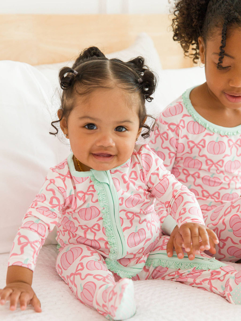 SoftSnooze™ Pink Fairytale Pumpkins Pajamas